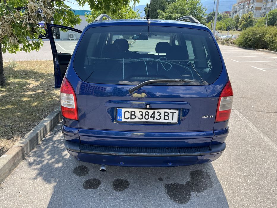 Opel zafira 7 места