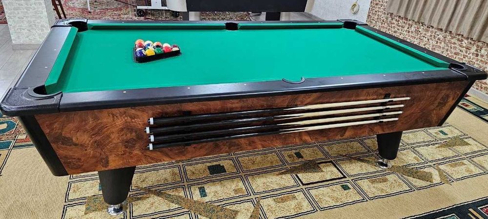 Бильярдный стол для  пула "GARLANDO"(Италия)