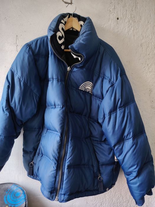 Geacă cu 2 fețe cu puf.