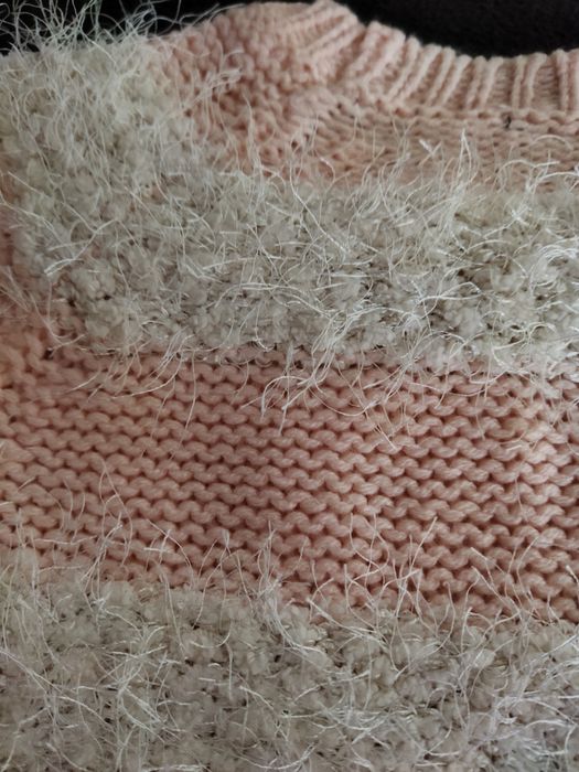 Детски розов пуловер