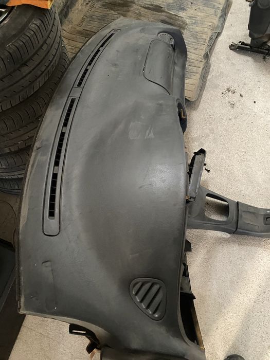 Торпеда панель мазда 323 BA