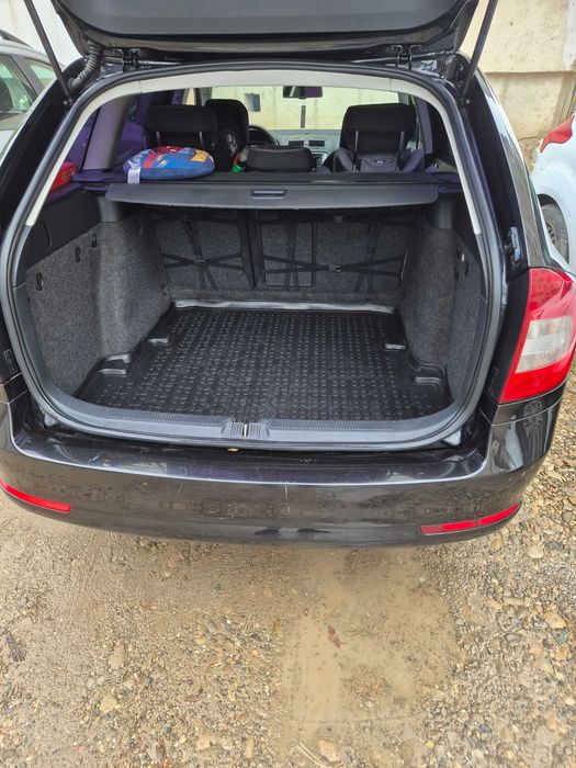 SKODA Octavia 2011 — imagine 4