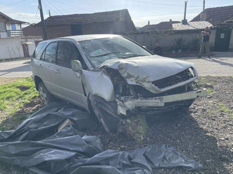 Lexus RX300 на части