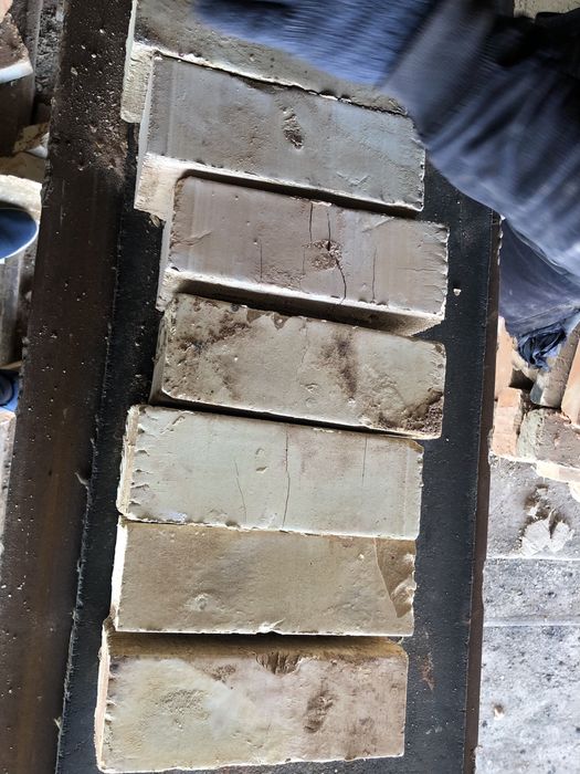 Гишт Кирпич Полтора прямой заводдан BUILDER BRICK 1000сум БЕЗ ДОСТАВКА