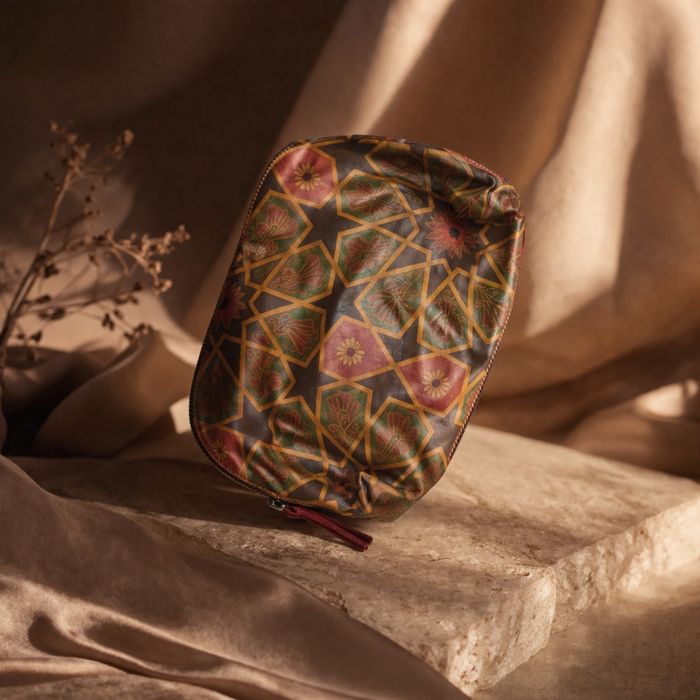 KANISHKA косметичка