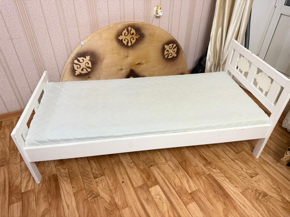 Отдам даром детская кроватка