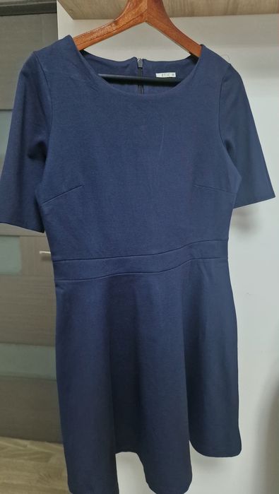 Rochie bleumarin de la ETIC