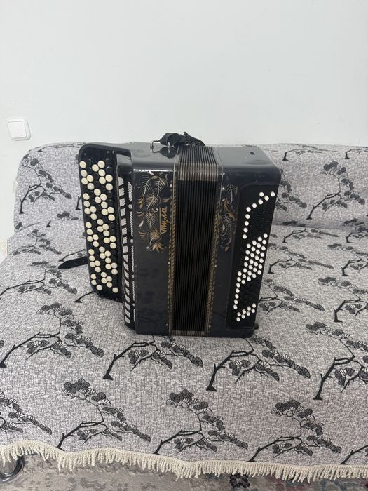 Продам пятый рядный баян