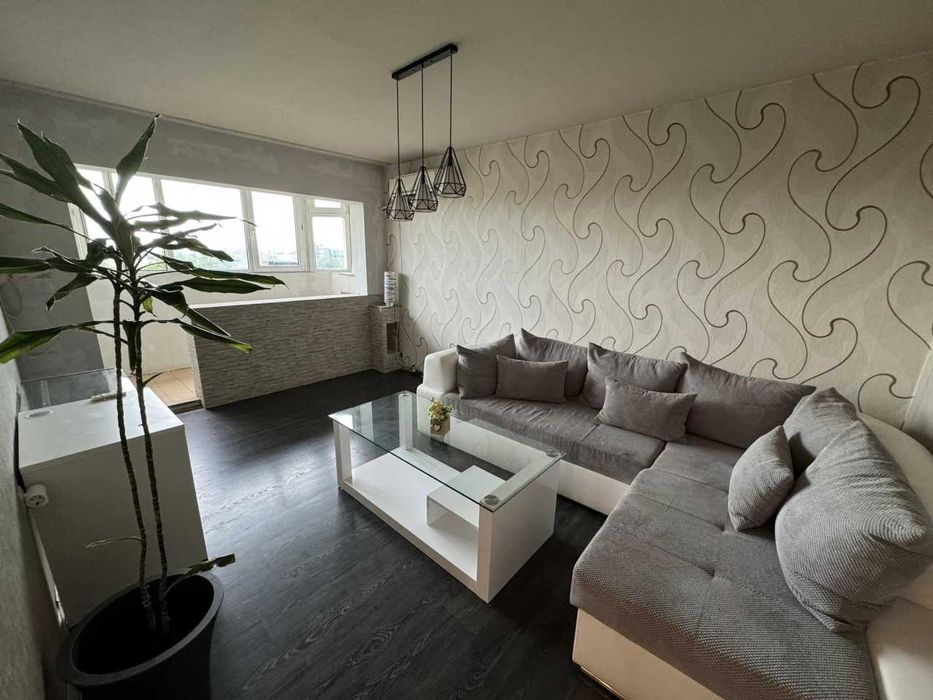 Двустаен апартамент в Каменица 2