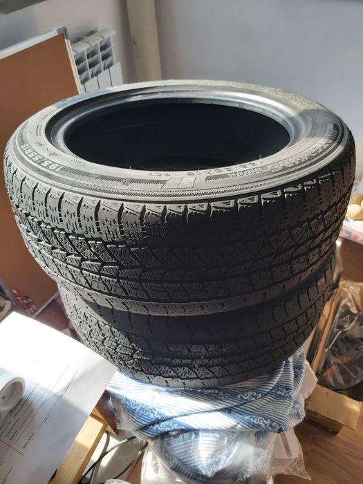 Продам шины зимние дабл стар трек