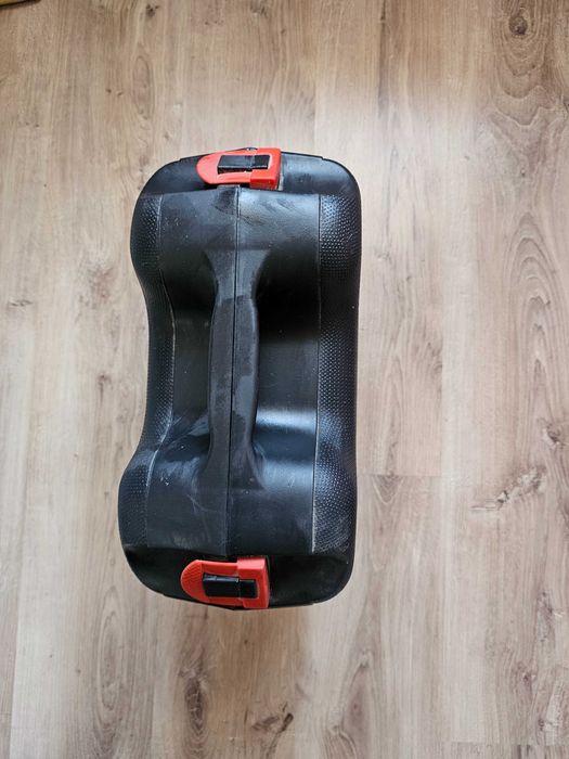 Mașină de frezat Black & Decker 1200W
