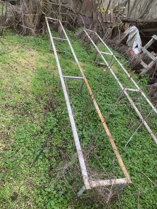 Продавам кошери даданблат 10 рамкови !Продавам и стойки за кошери!