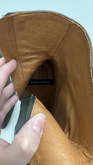 Шикарные сапожки цена 20000