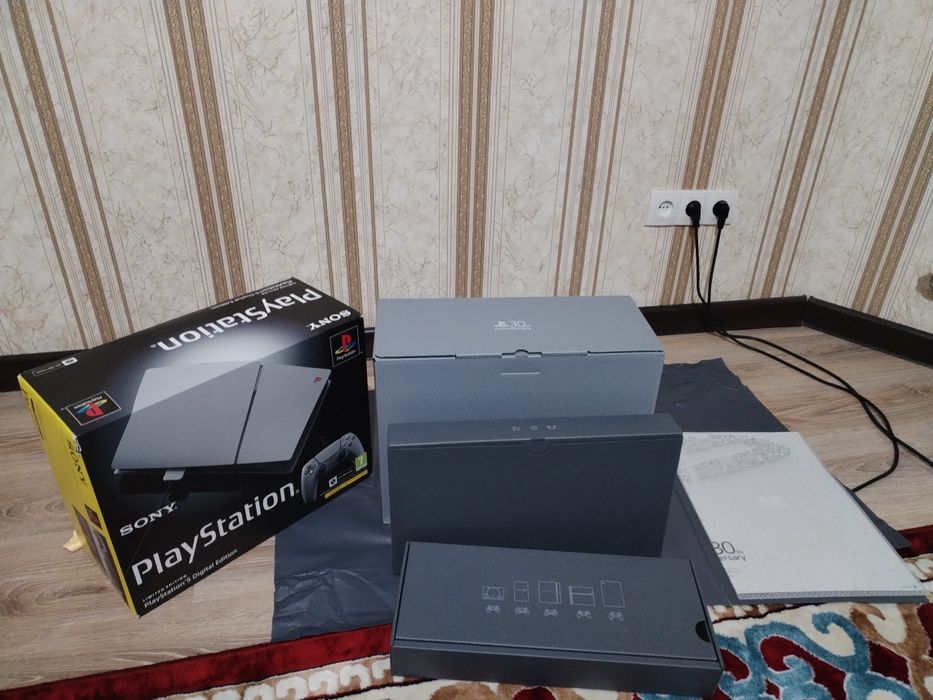 Playstation 5 slim Limited Edition