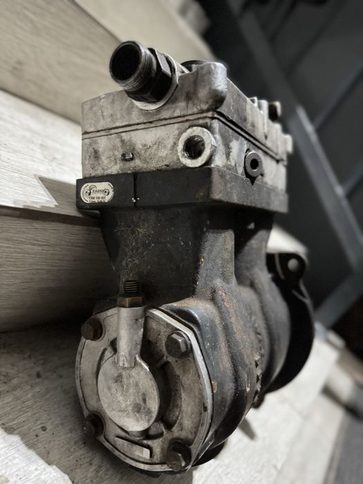 Daf Renault компрессор.