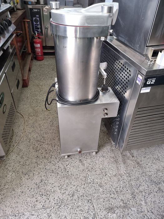 70 л електрически тиган, италиянски,5800лв с 6м гаранция
Справка - BRE