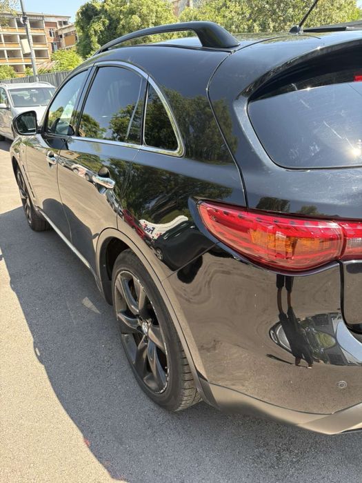 Infiniti FX30d 238кс НА ЧАСТИ