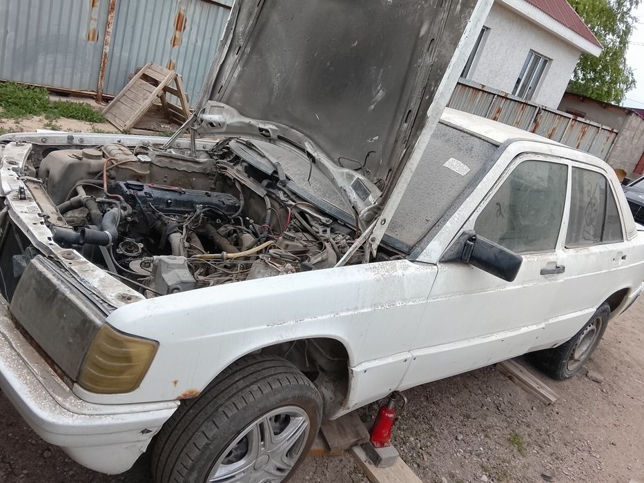 Продам Мерседес 190
