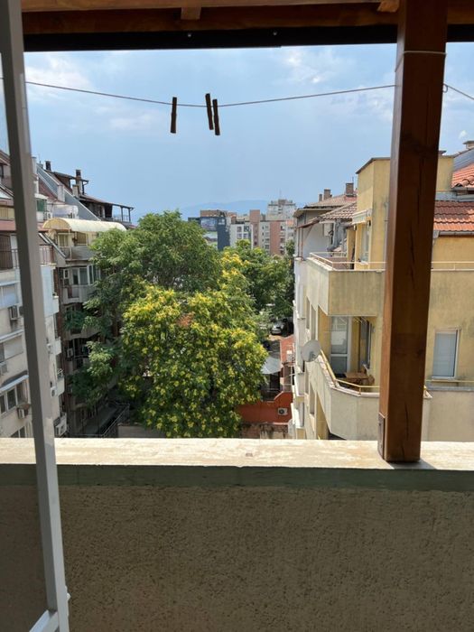 Дава се под наем Тристаен апартамент в Пловдив, Каменица 2 - 80 кв.м за 612 € - Снимка #8