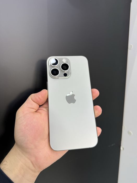 Iphone 15 pro max ideal