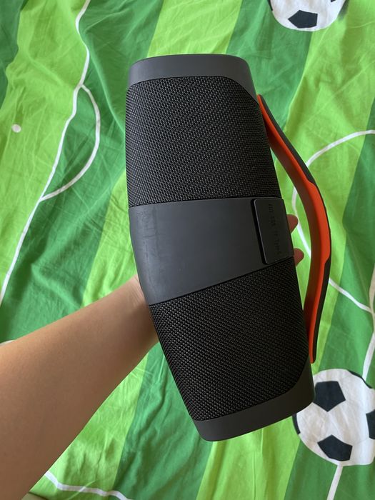 Bluetooth Тонколона с хубав бас!!!