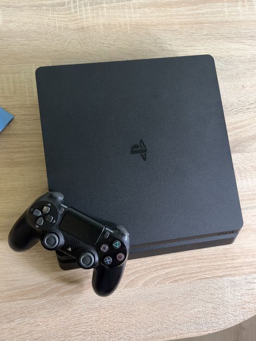 Vand play station 4 plus