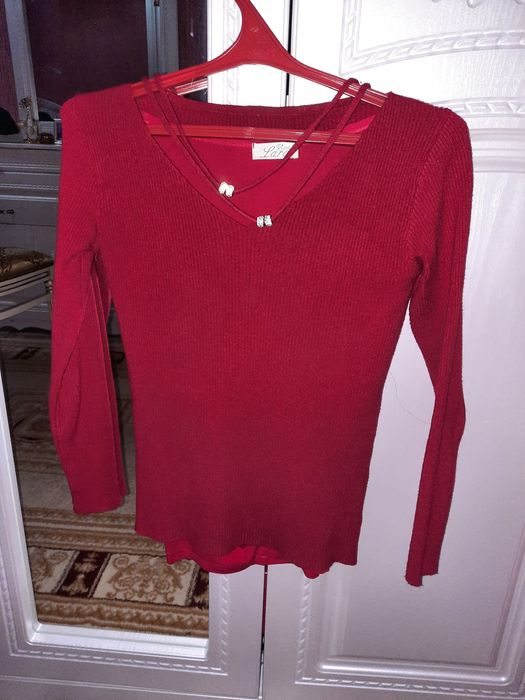 Кофты женские от 2 000 тг