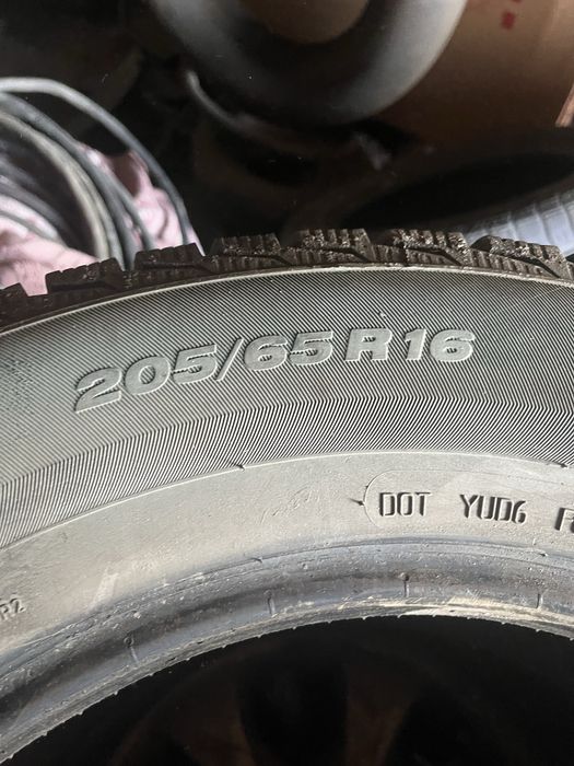Прродам покрышки зима