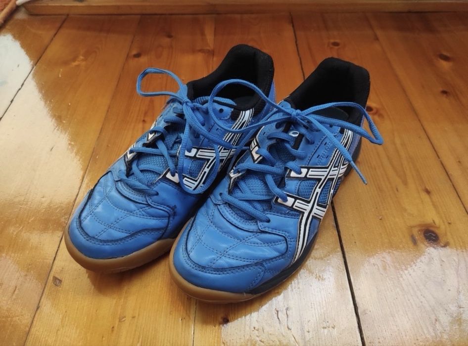 Маратонки Asics 39 номер