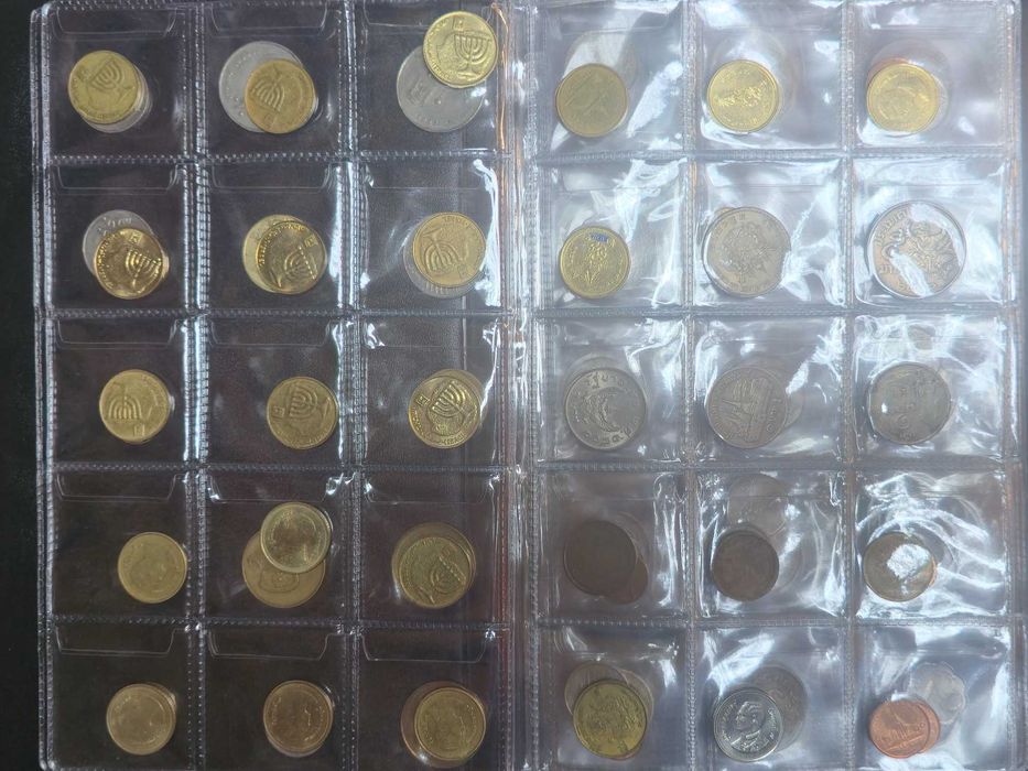 монети 4 държави  150 бр