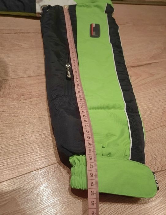 Geaca ski AST cu sistem RECCO