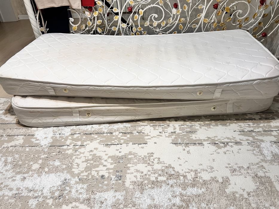 Матрас отдам даром