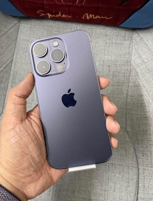 Iphone 14 pro deep purple