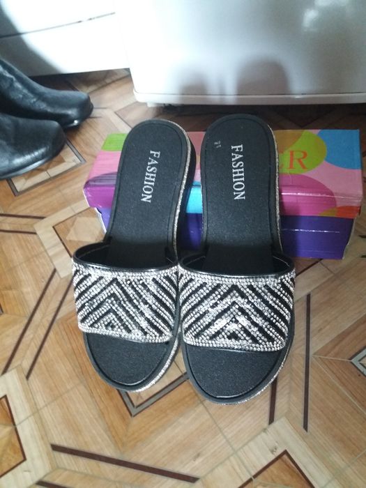 Басаножки        .