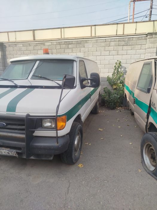 Срочно продам инкасатор Ford Econoline