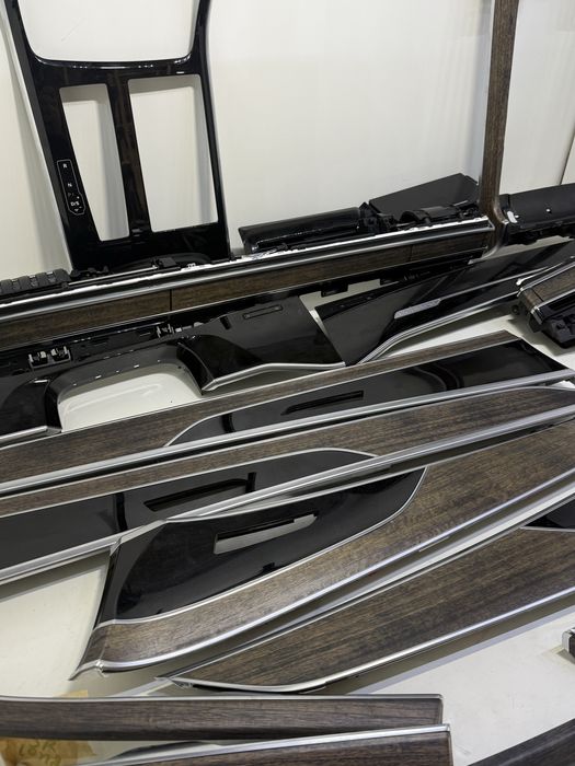 интериорен комплект лайсни Audi A8 D5 Quattro – Natural Brown Ash Wood