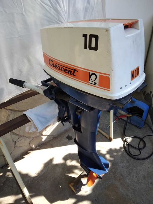 Извънбордов двигател за лодка CRESCENT 10, дълъг ботуш, 10 конски сили