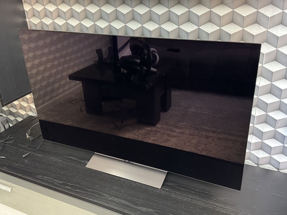 Продам ТВ LG OLED evo 55C4RLA