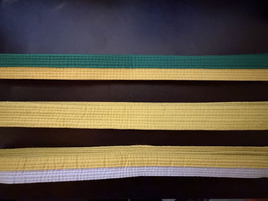 Детско кимоно със колани