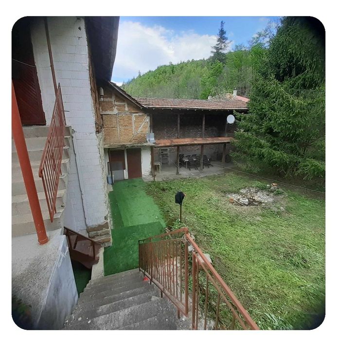 Продавам къща/вила в село Лява река