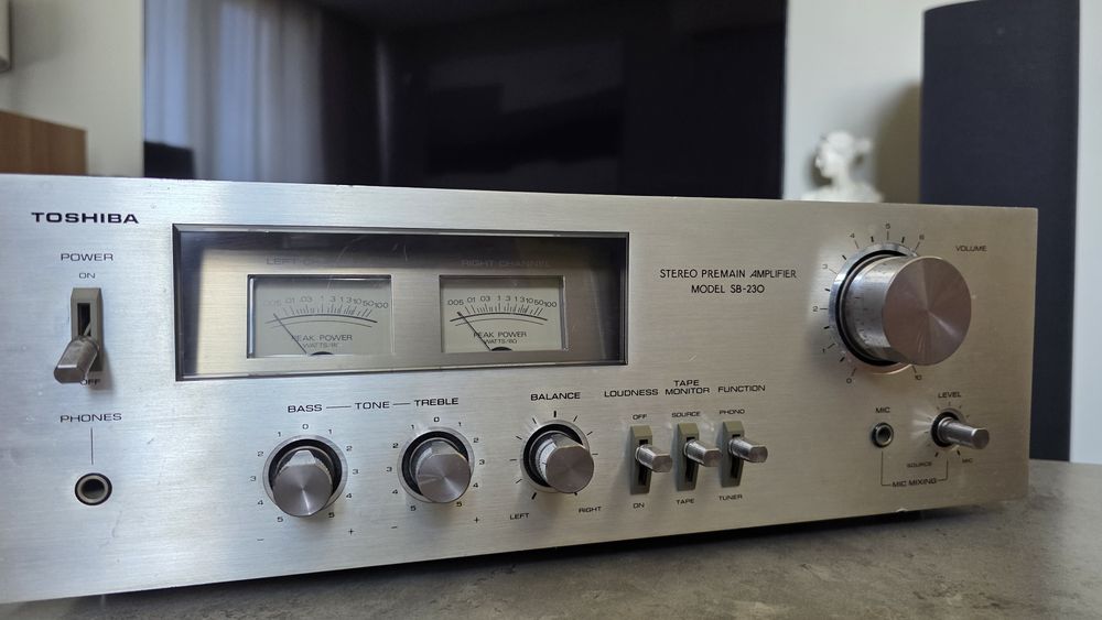 Toshiba SB-230 – Рядък японски стерео усилвател