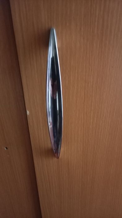 Продам шкаф для вещей.