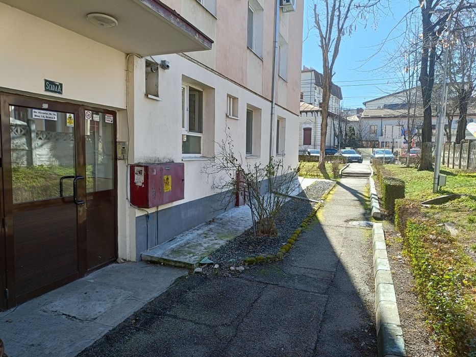Ultracentral,parter, apartament de vanzare,str Victoriei
