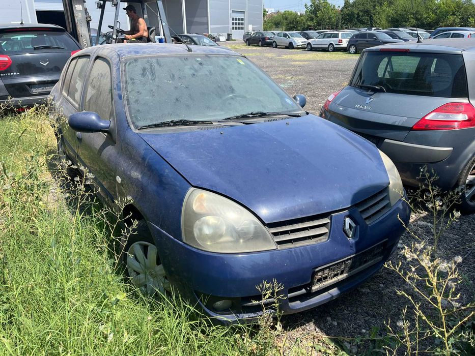 Dezmembrez Renault Clio Symbol facelift 1,5 DCI Euro 4 albastru 2007
