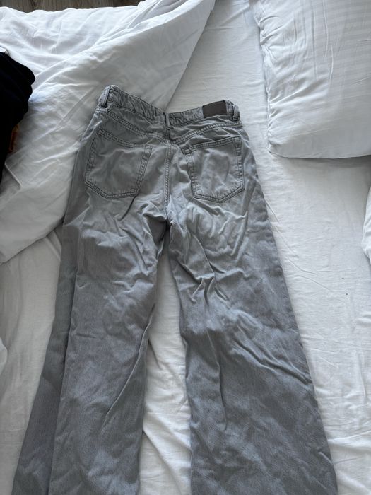 Светло сиви дънки Zara дълги и широки