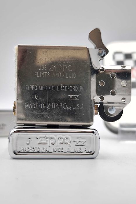 Bricheta Zippo Nascar 1999 nefolosita - colectionabila.