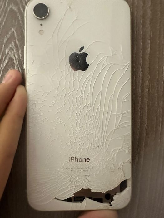 Iphone XR 4/64 Gb