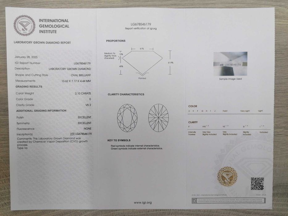 Cercei cu diamante  4,79 CT de laborator, cu aur alb de 18kt - Produs Nou, nepurtati