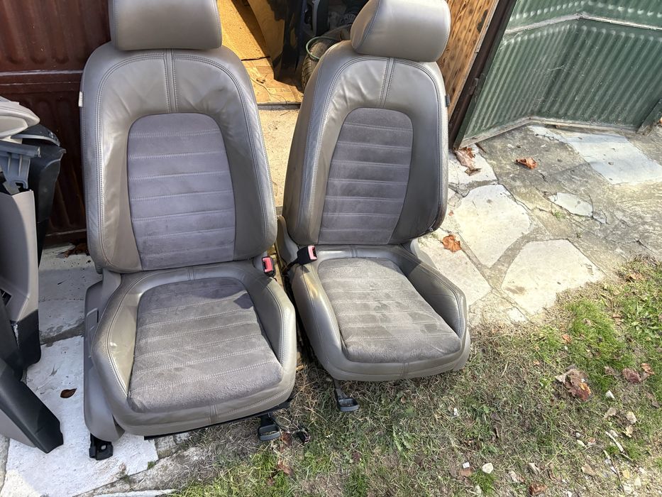 Салон с кори кожа с алкантара бежова Passat B6 седан