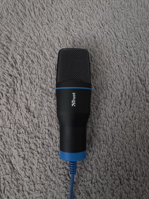 Microfon trust negru